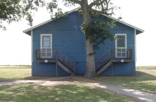 Quinby Resort | Virginia Landing Camping Resort Cabin 2