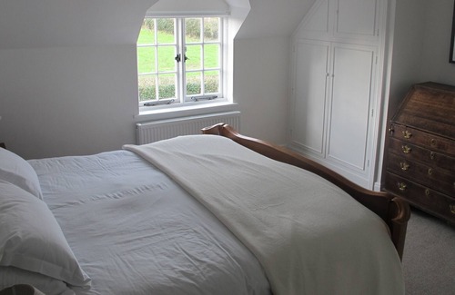 Rostherne House | Virginia Rose, Estate Cottages