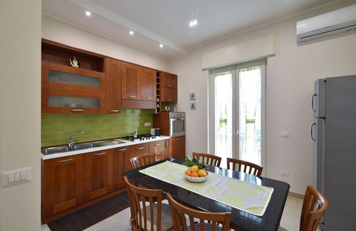 Torre Annunziata House | Virginia's House