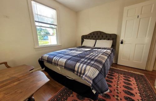 Northwest House | Virginia Vacation duplex house 1
