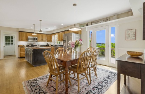 Linden House | Virginia Wine Country Retreat 60 mi. from DC