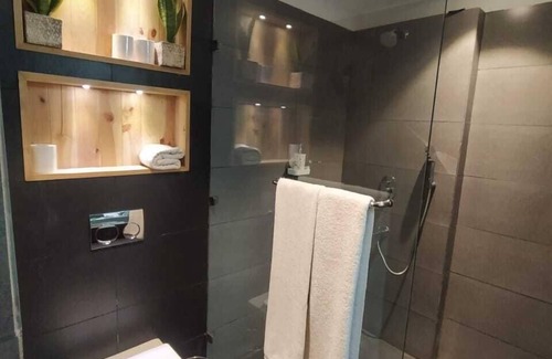 Nehru Place Hotel | Virohaa hotel
