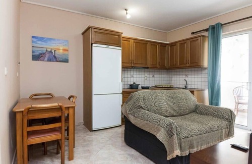 Vyronas Apartment | Vironas Delight Cozy 1BD Apartment with Lovely Balcony