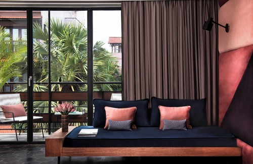 Downtown Siem Reap Hotel | Viroth's Villa
