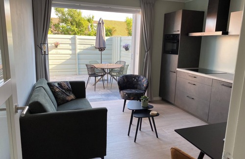 Westkapelle Apartment | Viruly32holiday Westkapelle for 2 adults and 1 baby. 200 meters from Sea.