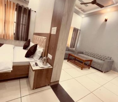 Bullawala House | Vishram Guest House
