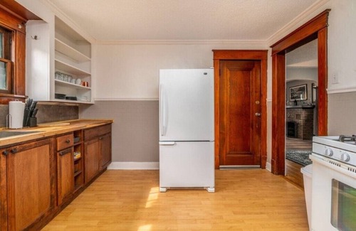 Buffalo Apartment | Visit Buffalo & Niagara from this Quaint Apartment