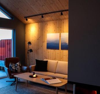 Vestvagøy House | Visit Mortsund, Lofoten