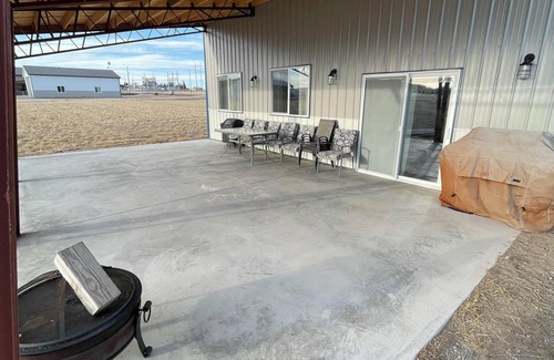 Glendo House | Visit Spacious and Cozy Fisherman's Dream in Glendo, WY