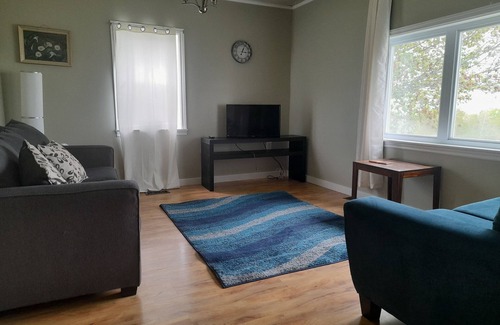 Lower Blomidon House | Visit the beautiful Annapolis Valley of Nova Scotia at Blomidon Vacation Rentals