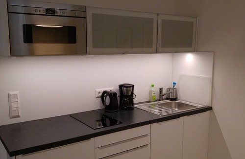 Penzing Apartment | Visit Vienna - Bright Roof Terrace Apartment