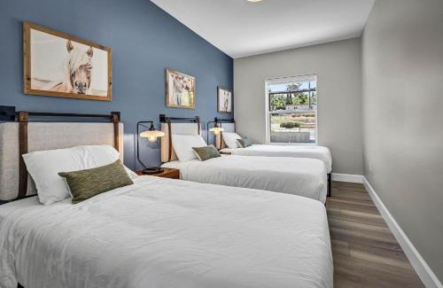 Vista Apartment | Vista 2-Bedroom Apartment - Free Wifi - Near Beach