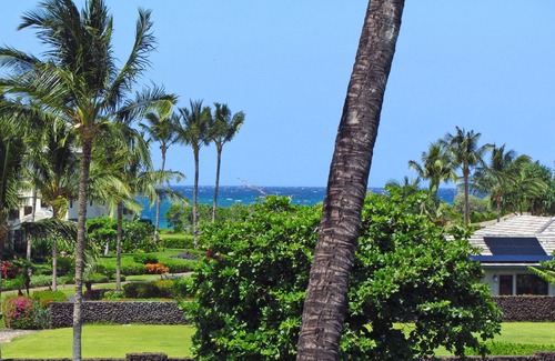 Waikoloa Condo | VISTA A201 LUXURY CONDO - OCEAN VIEW - 2 bdrm 2 bath EZ 5 min walk to beach