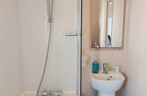 Swalecliffe Resort | Vista Al Mar, Seaview Caravan Park, Whitstable