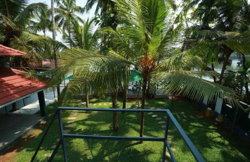 Payangadi House | Vista Al Rio