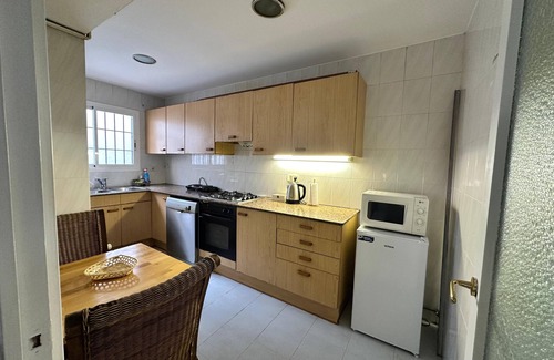 Vallromanes House | Vista Alegre Rest House 8 Person