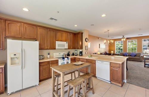 Florida Central Atlantic Coast House | Vista Cay Resort, Next To Universal 821 3 Bedroom Townhouse