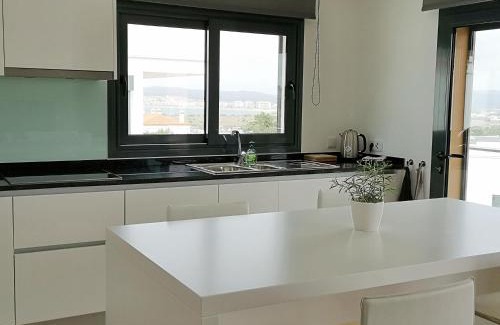 Salir do Porto Apartment | Vista da Baia