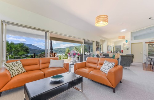 Havelock House | Vista Del Porto - Havelock Holiday Home