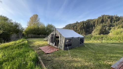 Klamath Other | Vista Glamping Tent