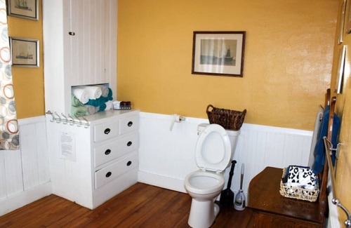 Greene House | Vista Hills House Antique Experience 146