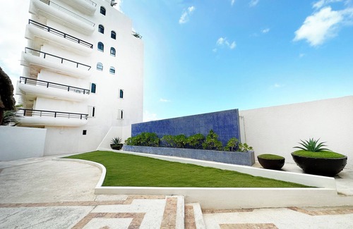 Zona Hotelera Apartment | Vista Increíble, Departamento en Esquina Frente al Mar Caribe