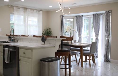 Gainesville House | Vista Lanier