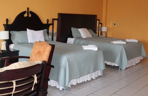 Juayua Hotel | Vista Los Volcanes
