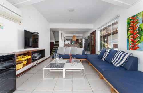 Joao Fernandes House | Vista Mar - João Fernandes - 4 suítes, piscina e área Gourmet - 10 Pessoas