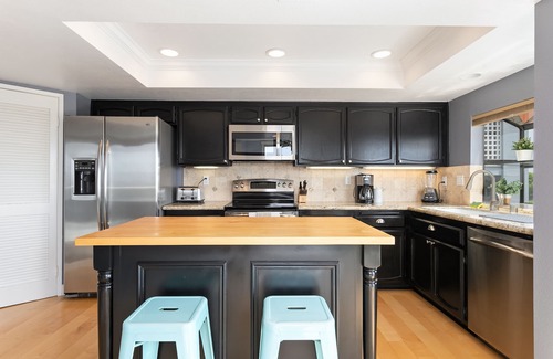 San Diego Condo | Vista Pacific- Shopping, Restaurants + A/C, Ocean View, Pool