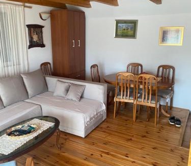 Pitomine Ski Chalet | Vista Pitomine