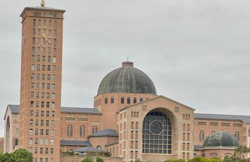 Aparecida Apartment | Vista Privilegiada 5 minutos da Basílica