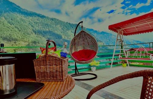 Nanpara Hotel | Vista Resort - Centrally Heated & Air Cooled Near Mall road Manali