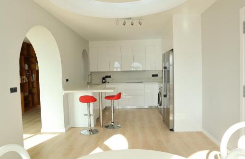 Las Cuevas Apartment | Vista Verde Apartment