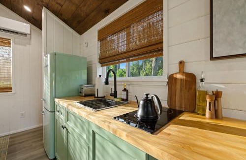 Lake City House | Vista Verde Farm Retreat - Stylish Cabins Nearby Springs