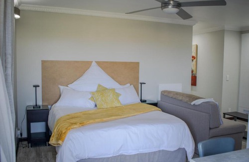 Herolds Bay House | Vista Views