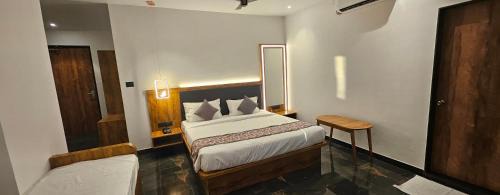 Rabale Hotel | Vistara Residency