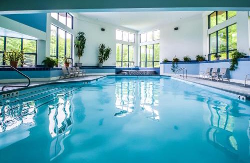 Central Vermont- Killington House | Vistas 92 - 4-Bedroom Luxury Ski On Ski Off Home with Hot Tub, Views, Amenity Center