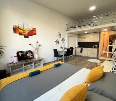 Prague 9 Apartment | VIT Apartment - Free Parking - O2 Arena