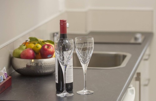 Upper Riccarton Hotel | Vita Nova Motel