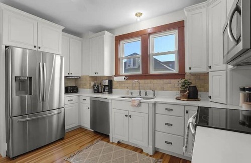Washington House | Vitality Retreat - 1 block from DT/riverfront/shops/bars