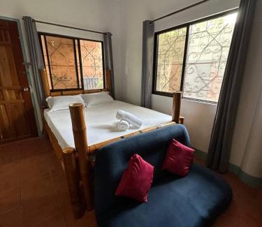 Dauin House | VitaminSea Room