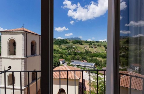 Pianomarotta Apartment | Vittoli Palace- Iside