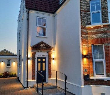 Clacton-on-Sea Bed & Breakfast | Viva Guest House