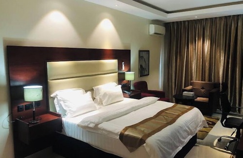 Ilorin Hotel | Viva Suites
