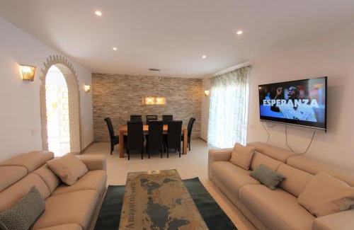 Buzanada Villa | ViVa Tropical