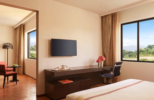 Khanapara Hotel | Vivanta Guwahati
