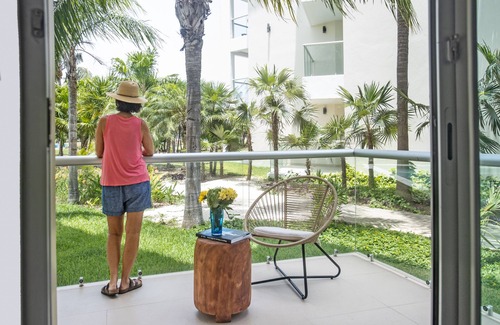 Puerto Juarez Condo | Vive El Sueño: Resort Setting, Beachfront, Private Plunge Pool, 3 +1 Bedrooms