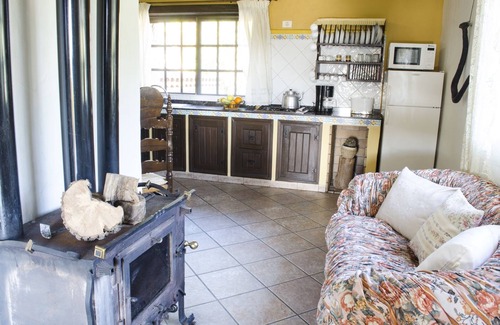 San Bartolome de Tirajana Cottage | Vivelorural casa en Valle de Chira con piscina