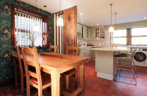 Ribchester Cottage | VIVE HOUSE, pet friendly, character holiday cottage in Ribchester